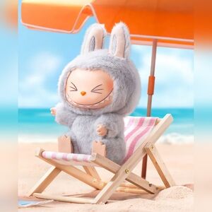 POP MART : Have a seat Labubu | Hehe / Gray